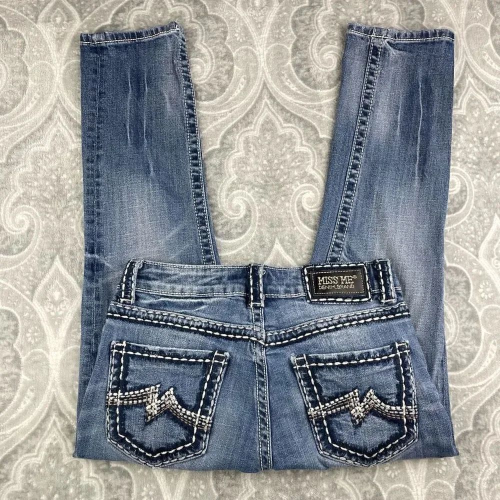 Womens Miss Me Boyfriend Capri